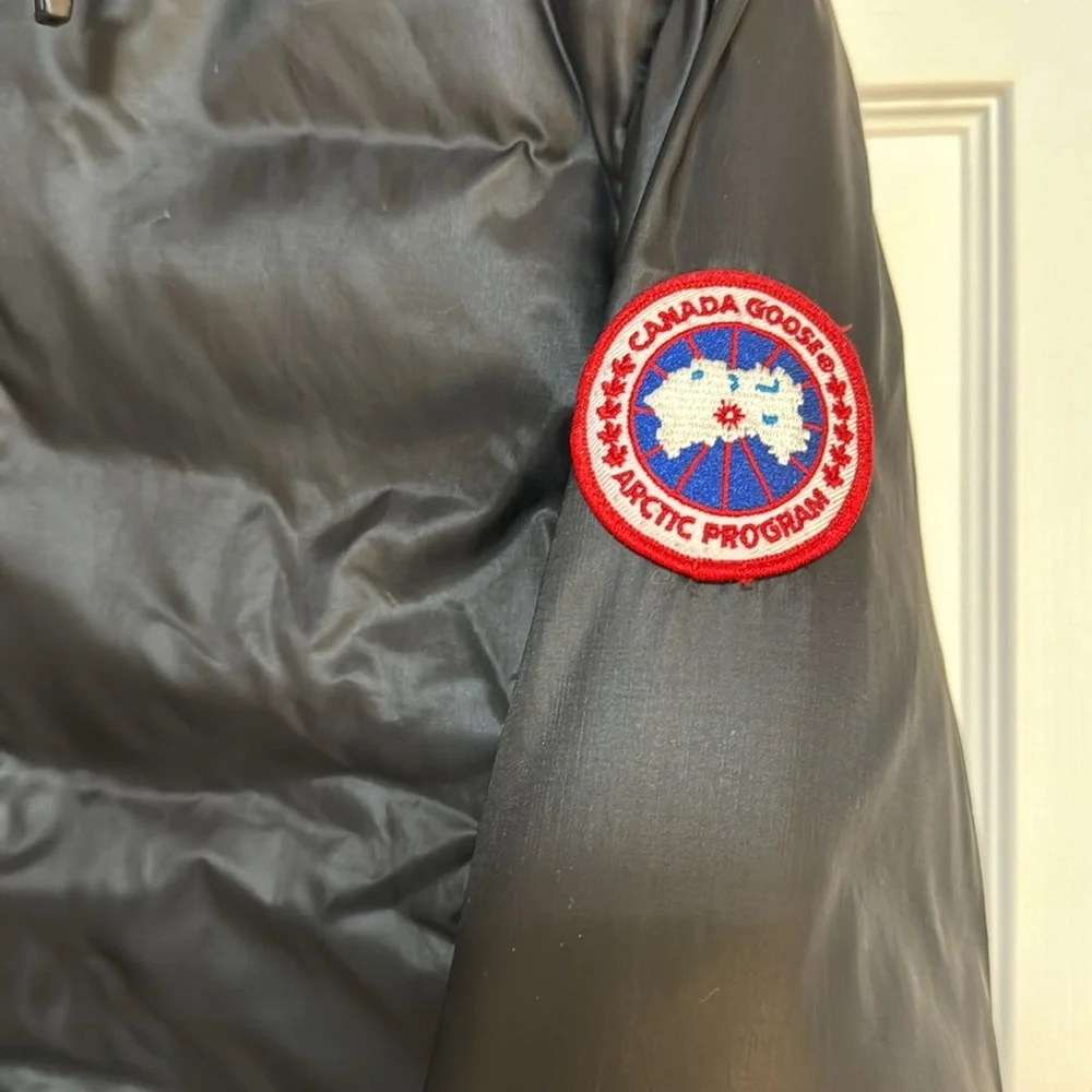 Canada Goose Men Lodge Hoody - Picture 8 of 16